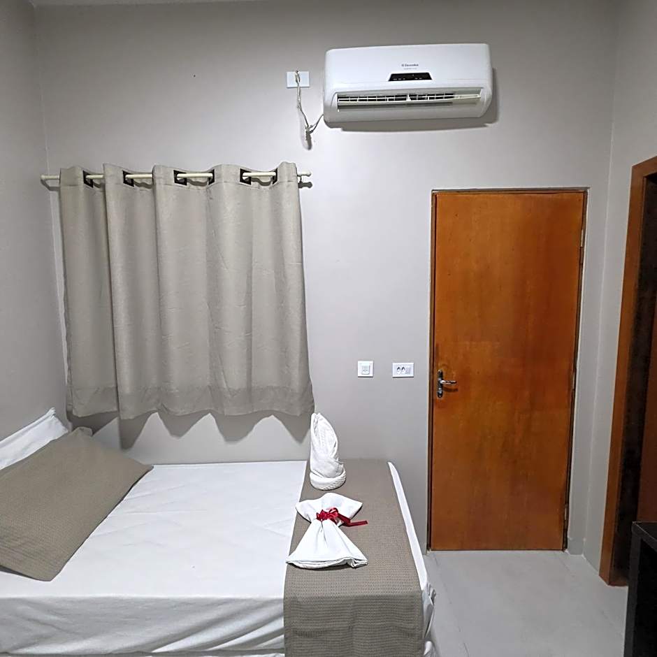 New Center Hotel