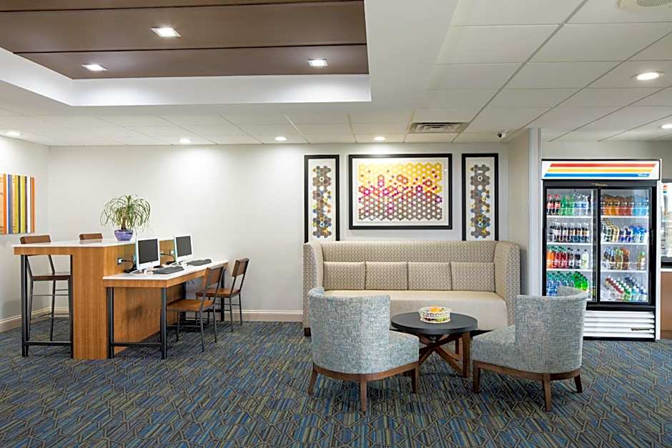 Holiday Inn Express Louisville Northeast By IHG