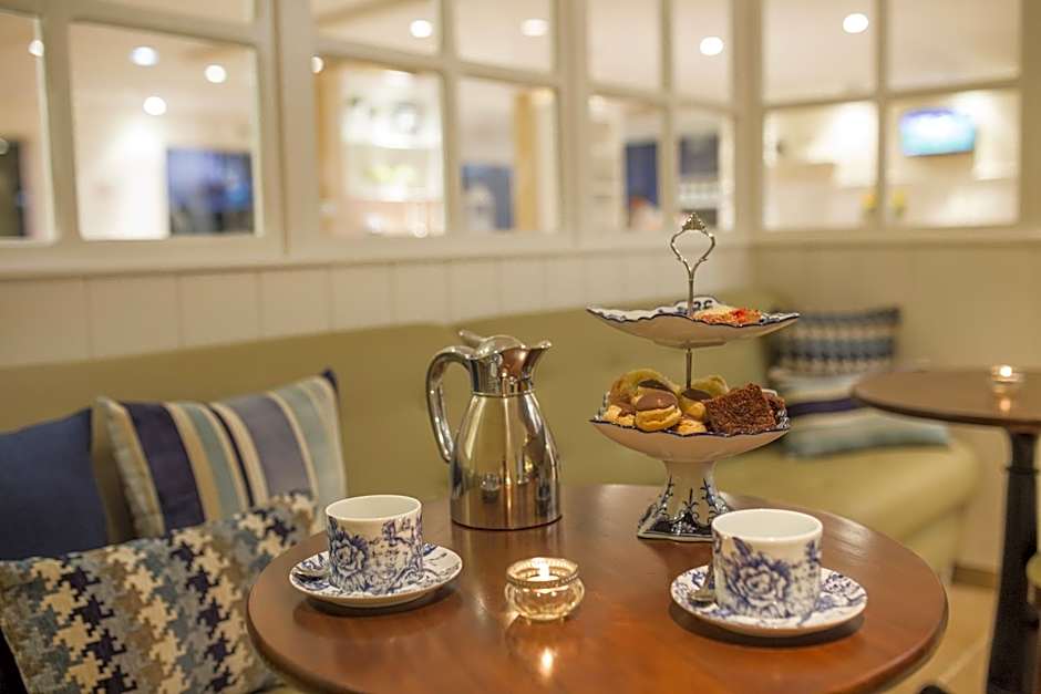 Astron Hotel Bauru by Nobile