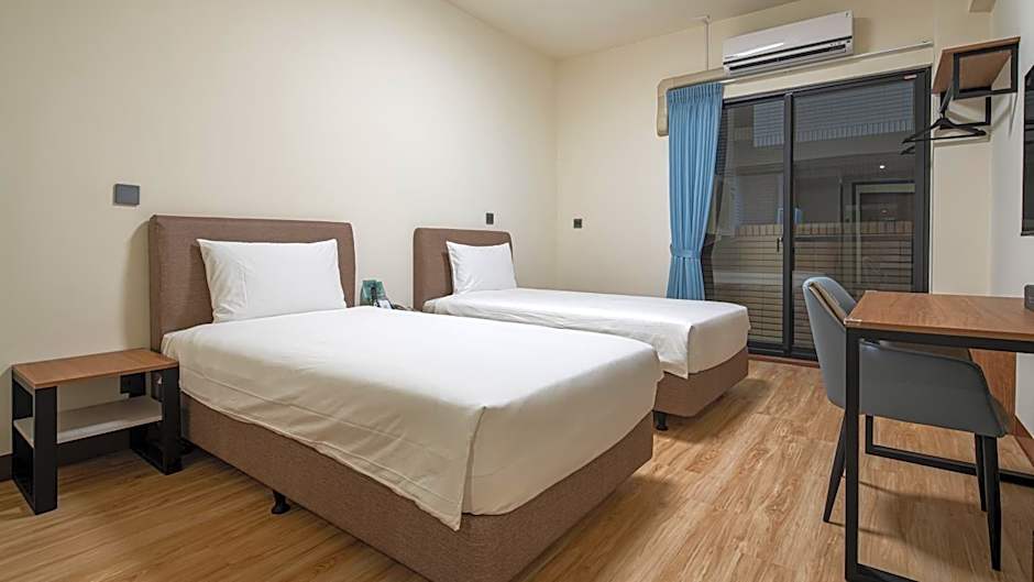 Photo 1 of 5 of Standard 2 Beds
