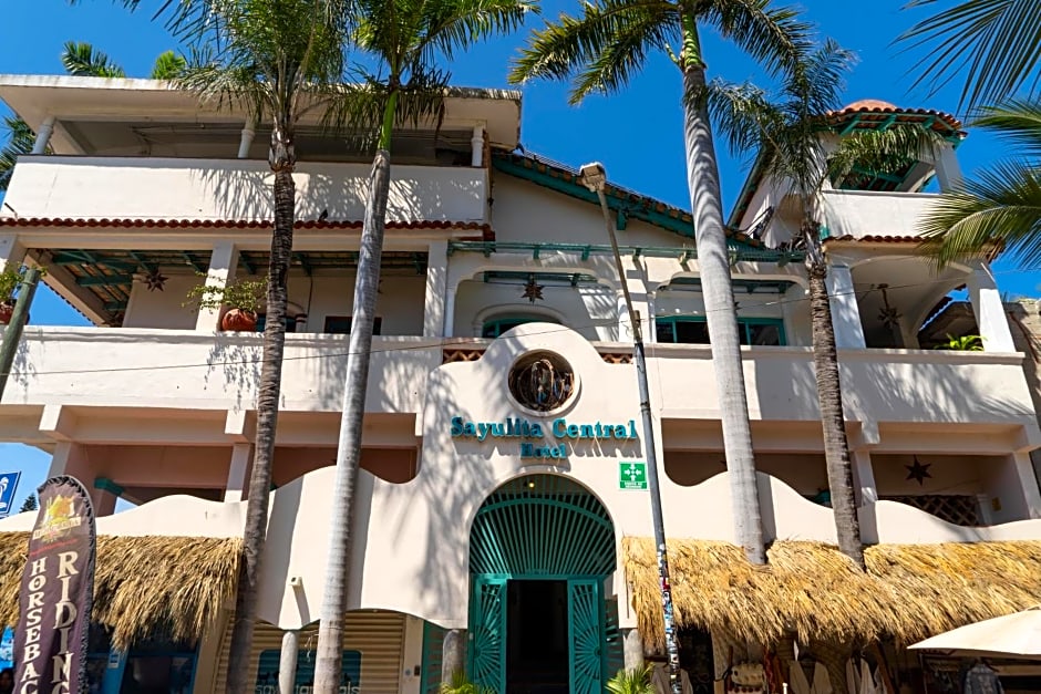 Sayulita Central Hotel