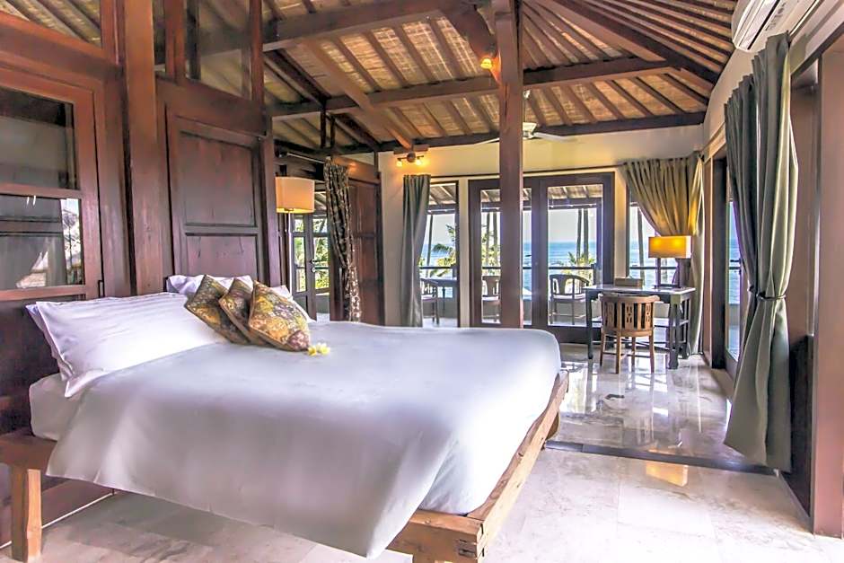 Oceanfront Citakara Sari Villas