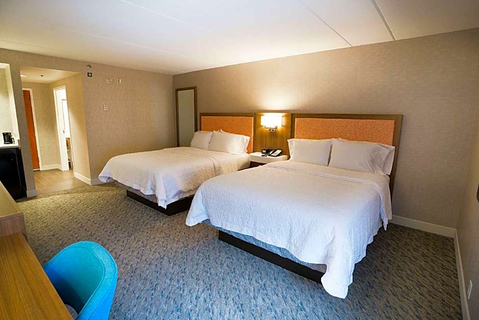 Photo 1 of 4 of 2 Queen Beds, Hearing Accessible