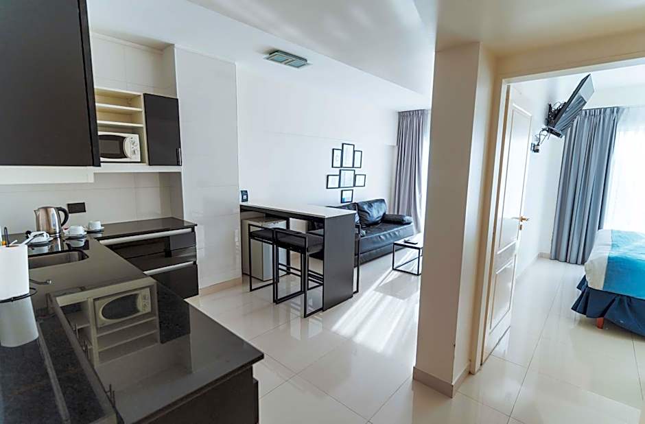 Cyan Recoleta Hotel
