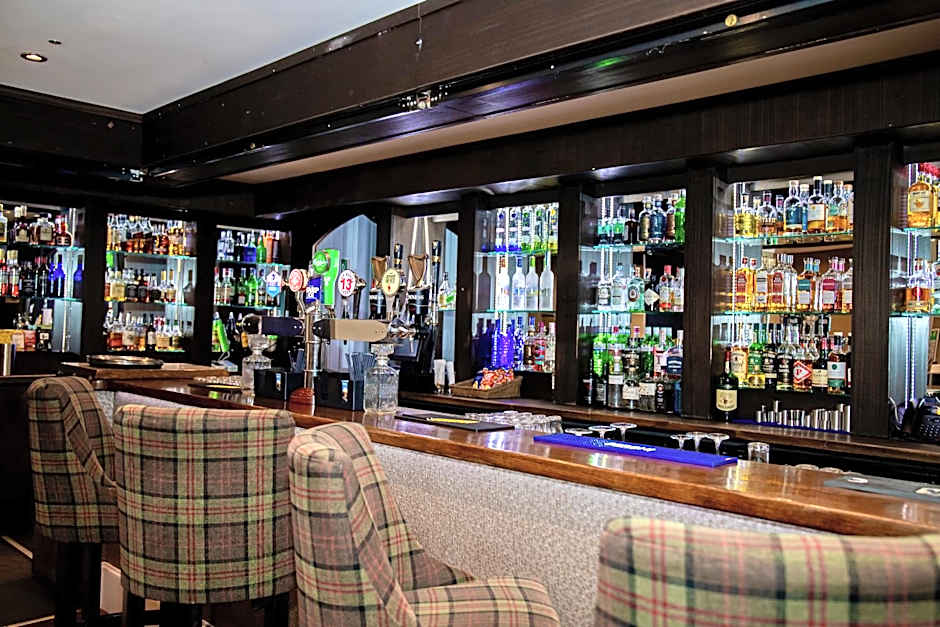 The Enniskillen Hotel and Motel