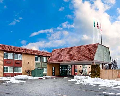 2 Double Beds Accessible