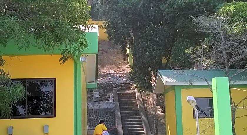 Meaco Royal Hotel Anilao