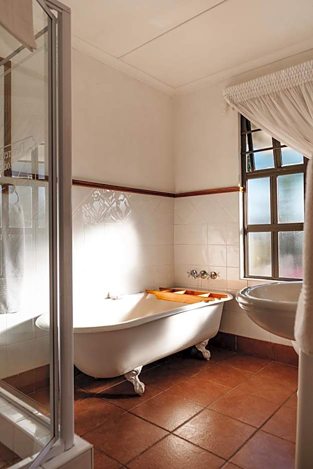 Devereux Lodge