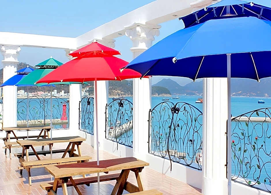 Tongyeong Bay Condo Hotel
