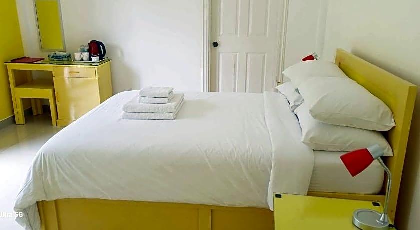 Bohol White House Bed & Breakfast
