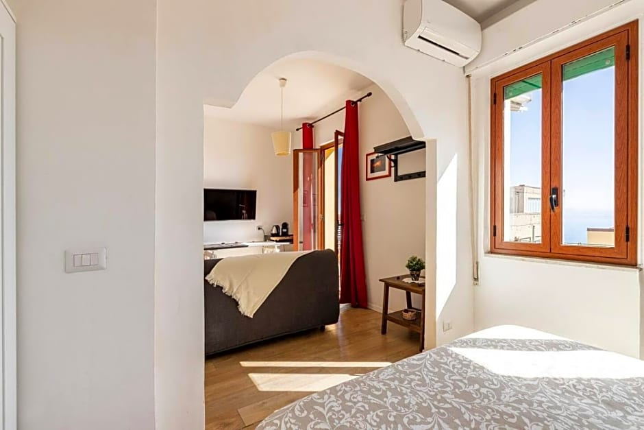 Tauromenion Guest House