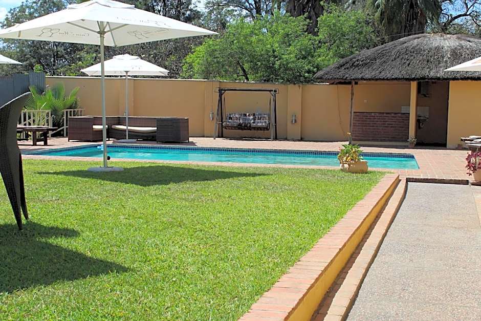 Casa Mia Lodge & Restaurant
