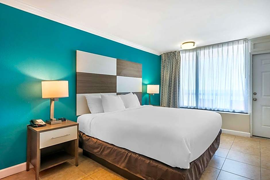 Comfort Inn & Suites Daytona Beach Oceanfront