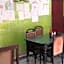 Hotel Raj Bed & Breakfast