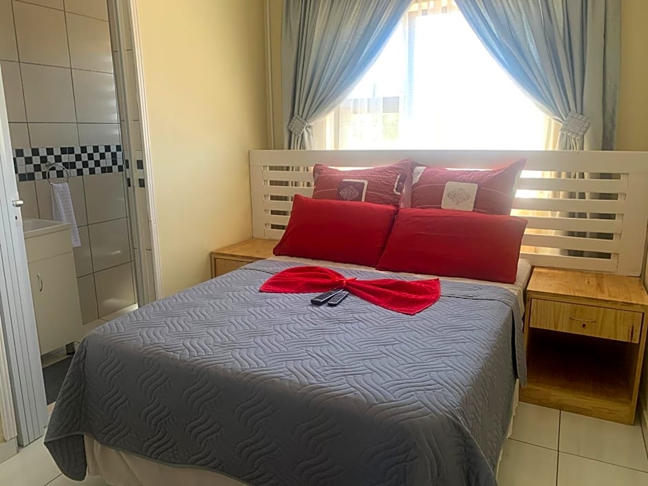 Ekaya Palace Guest House