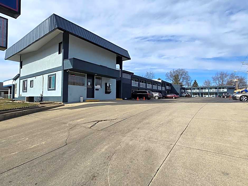 Richmond Inn and Suites