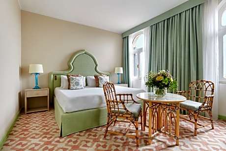 Premium Classic Room