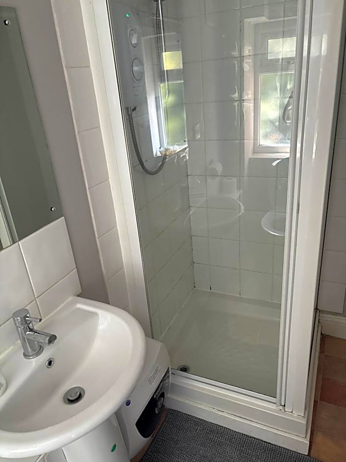 The Red Lion Great Offley