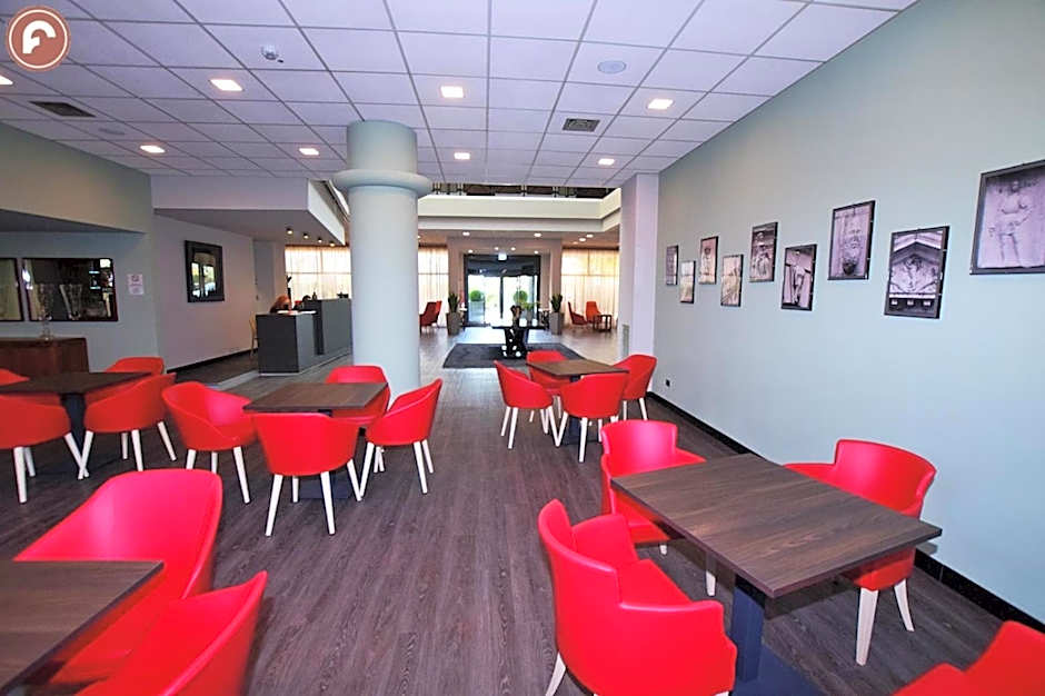 Ferretti MajesticHouse