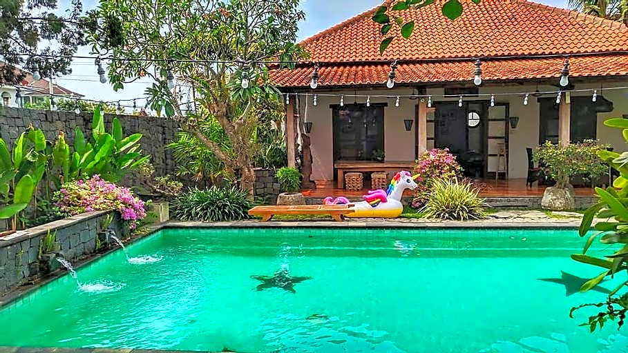 Villa Aquin