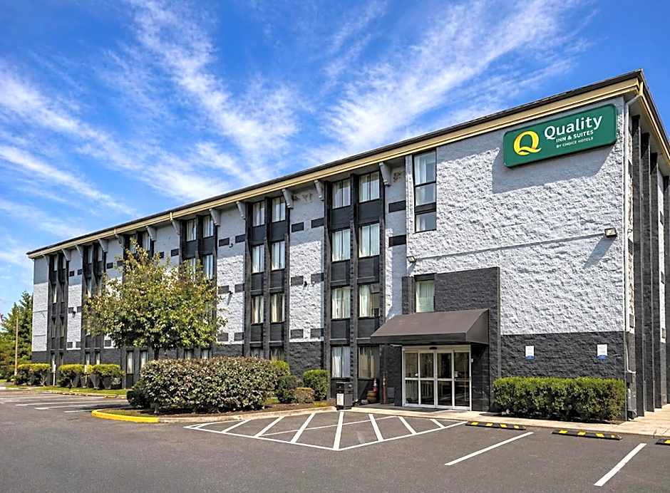 Quality Inn & Suites Everett