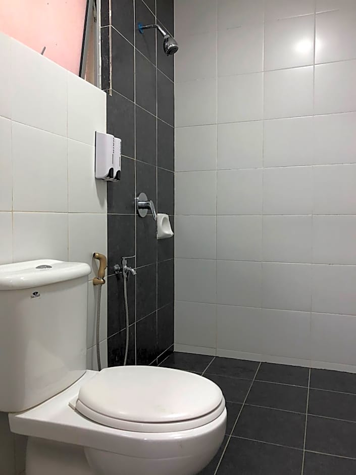 DreamScape Studio @ Golden Hill Cameron