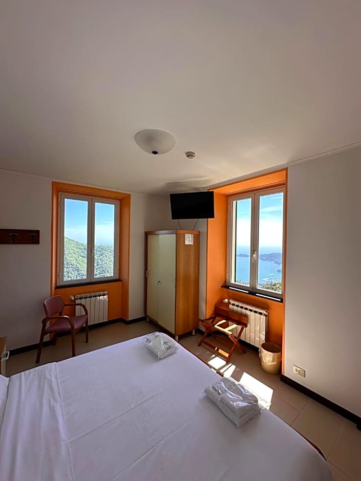 Hotel Montallegro