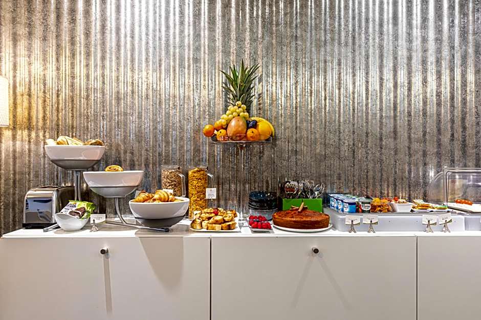 Glasgow Monceau by Patrick Hayat