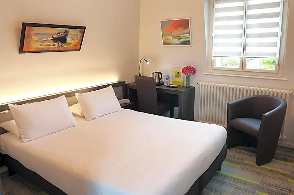 Photo 1 of 4 of Superior 1 Double Bed or 2 Beds