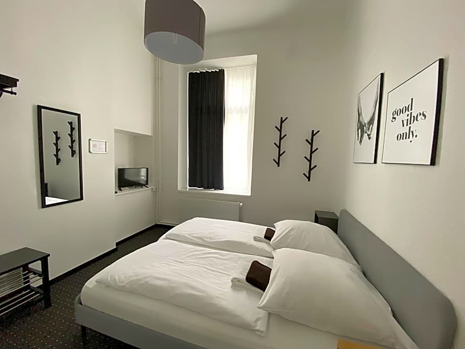 Hotel AVAlex