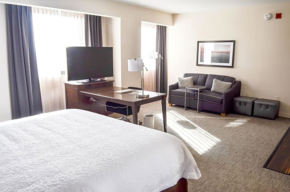 Hampton Inn & Suites - Richmond - Downtown, VA