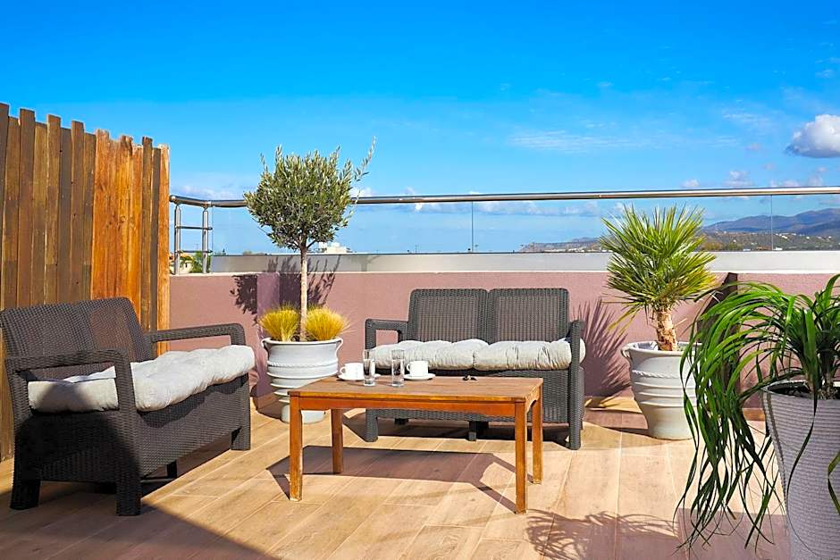 Dionisos Hotel