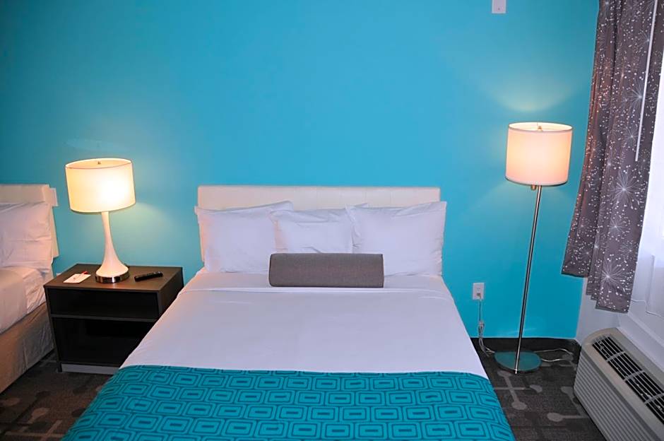 Howard Johnson by Wyndham Florence