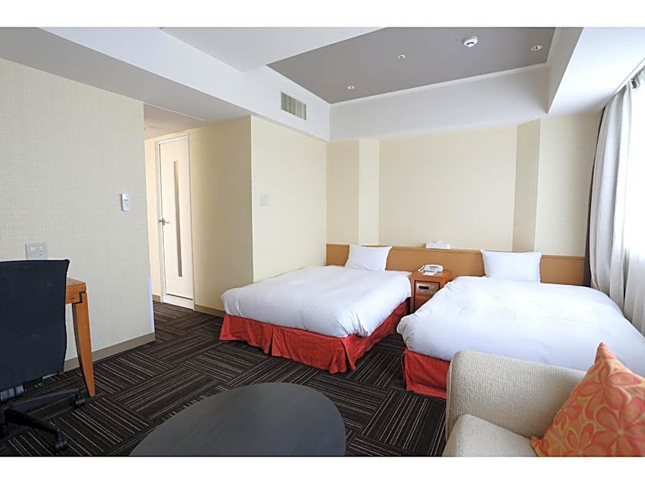 Kanku Izumiotsu Washington Hotel