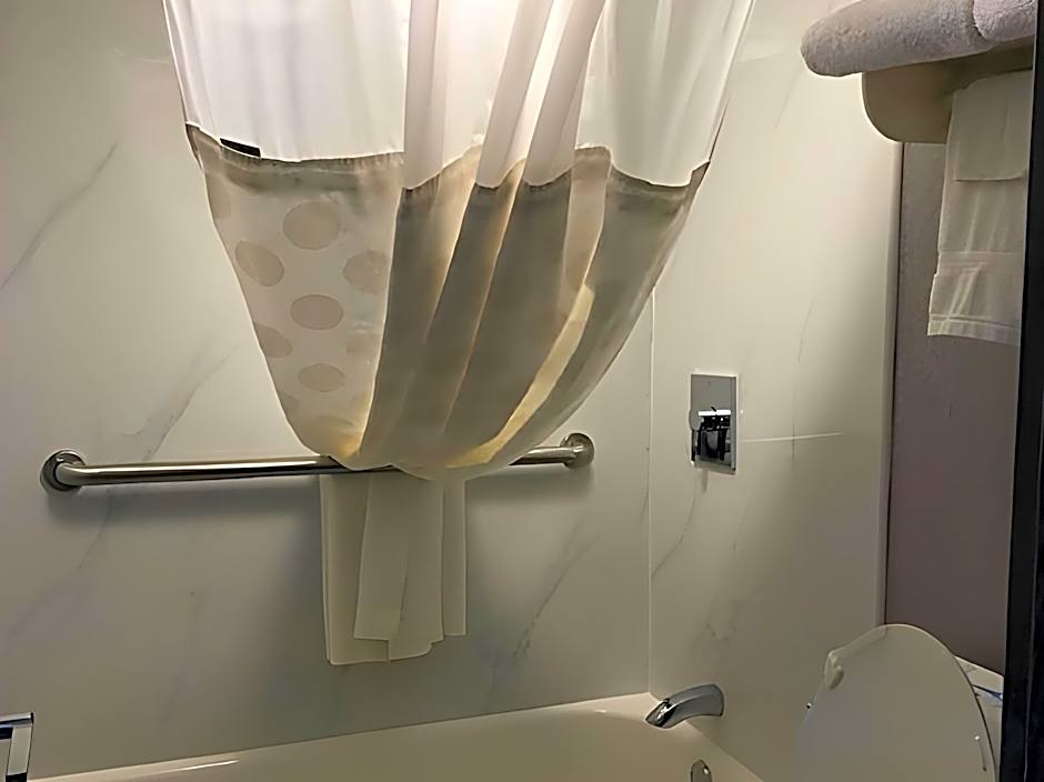 Days Inn by Wyndham Durham/Near Duke University
