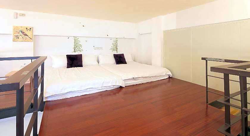 Happiness Yes Hostel II