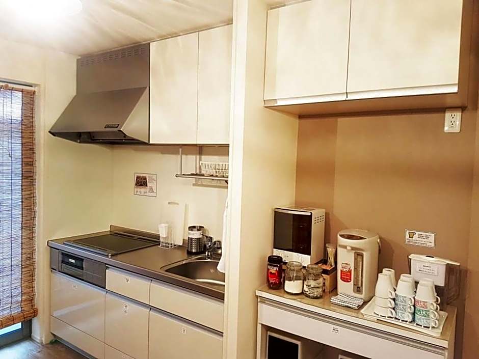Poly Hostel Osaka