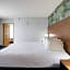 Park Grove Inn