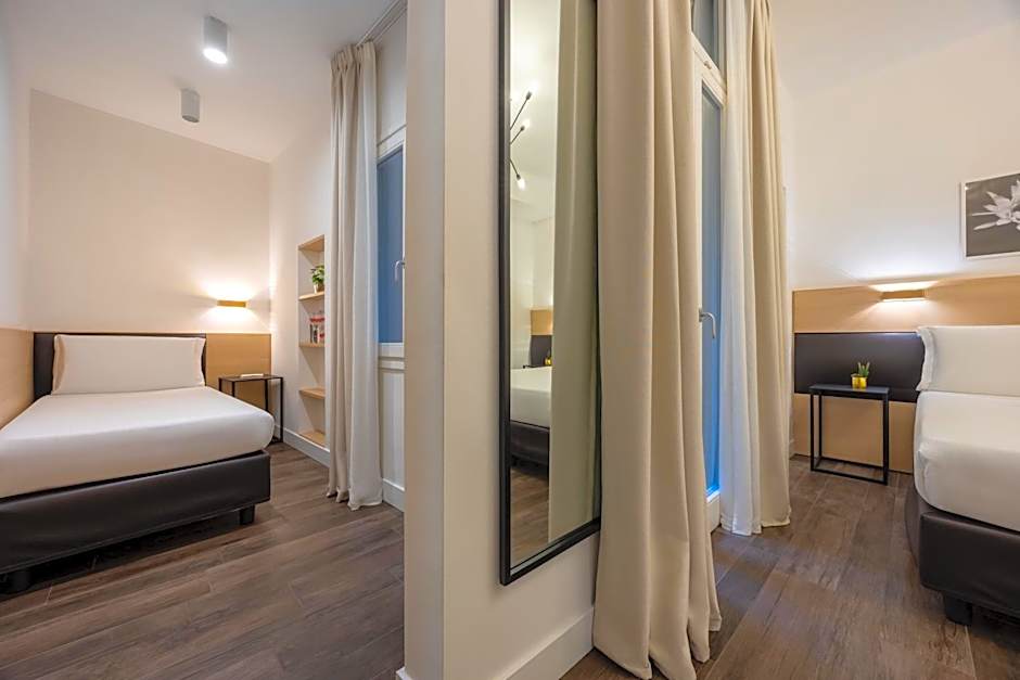 Globus Urban Hotel