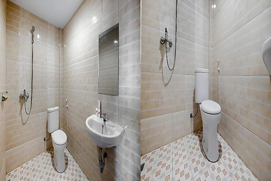 OYO 1633 Hotel Darma Nusantara 3