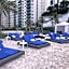 Beautiful penthouse condo with stunning views of both ocean and city