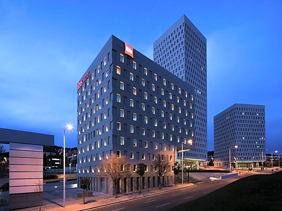 Ibis Barcelona Santa Coloma