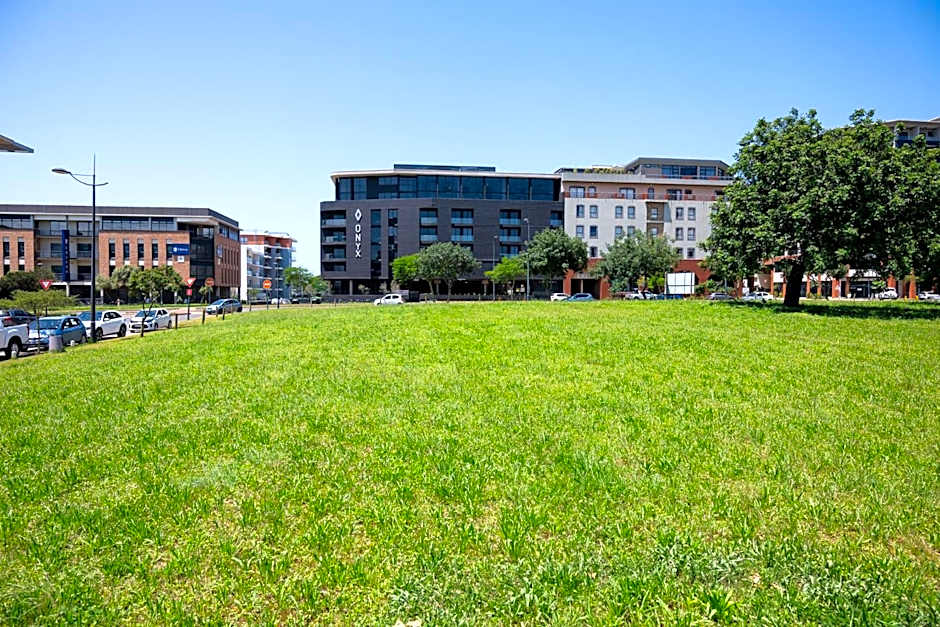 Lux Onyx 207 in Umhlanga Ridge