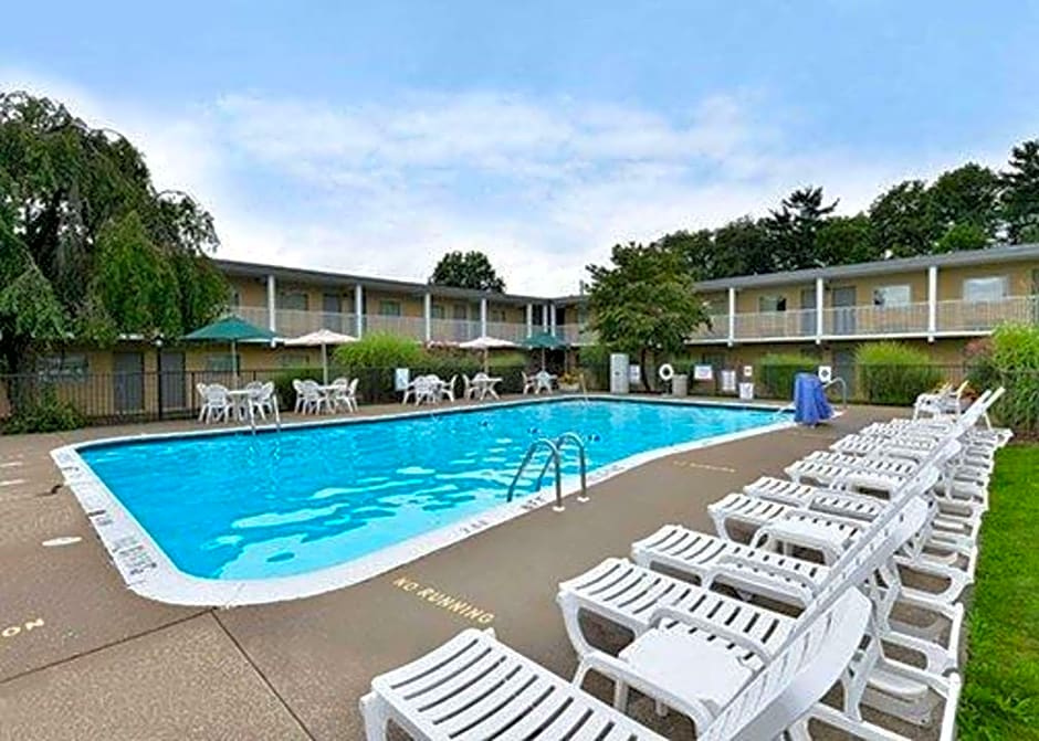 Econo Lodge Inn & Suites Shamokin Dam - Selinsgrove