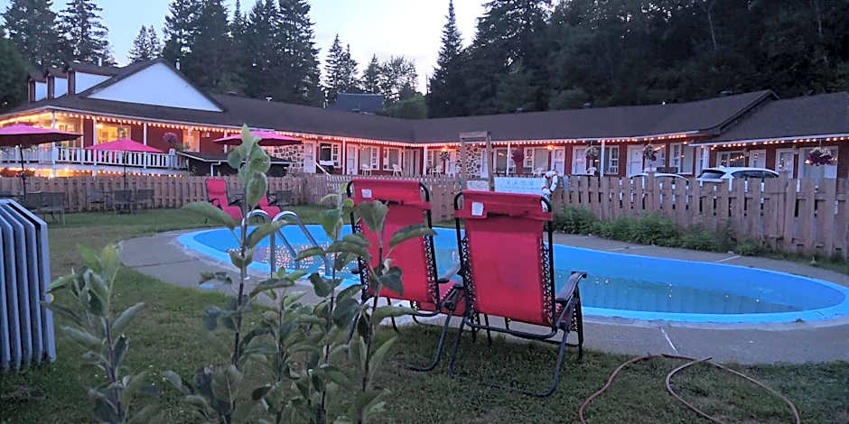 Motel Des Pays D'En Haut