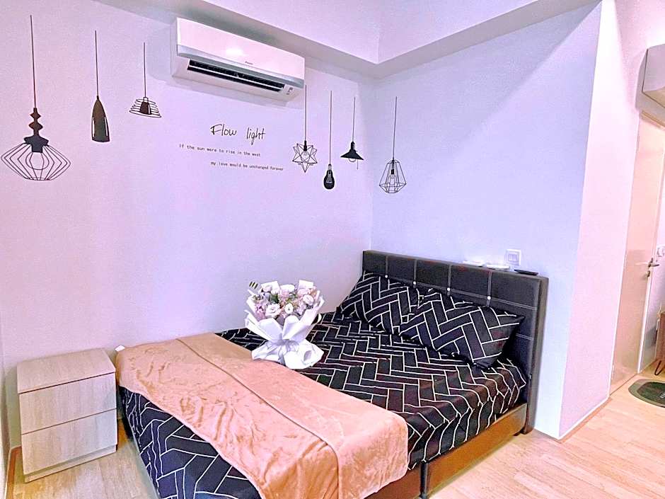 Pavilion 2 Revol Sky Pool 2-3 pax LS25