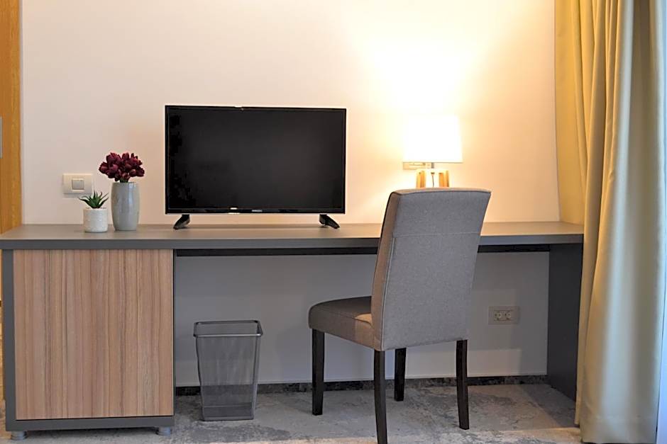 YMY Boutique Residence