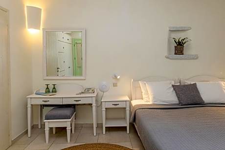 Classic Double Room with Sea View