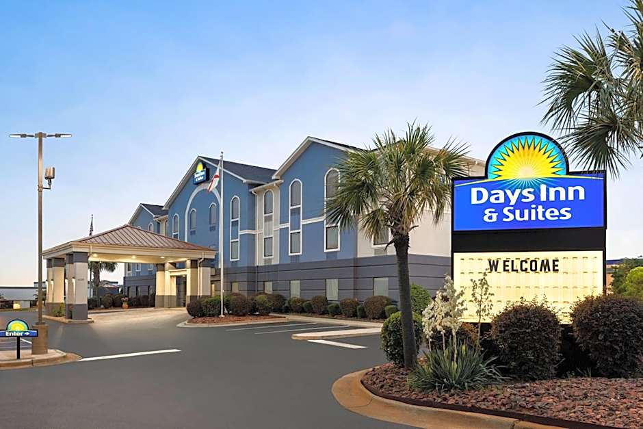 Days Inn & Suites by Wyndham Prattville-Montgomery