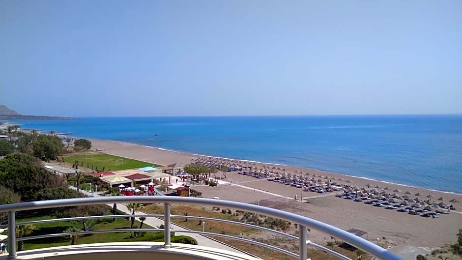 Pegasos Deluxe Beach Hotel